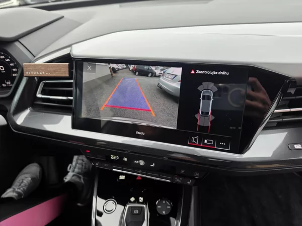 Audi Q4 e-tron 40 150KW Kamera Sonos Matrix - foto 23