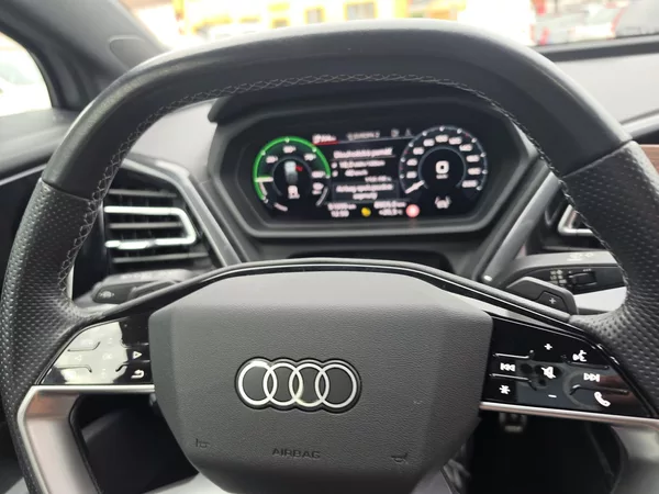 Audi Q4 e-tron 40 150KW Kamera Sonos Matrix - foto 24