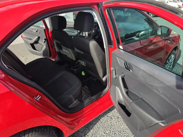 Škoda Rapid 1.2 TSI - foto 11