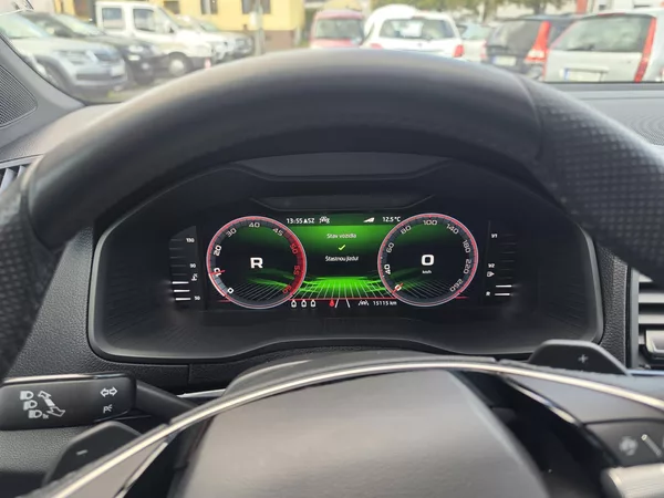 Škoda Karoq 2.0 TDI DSG Sport Line - foto 19