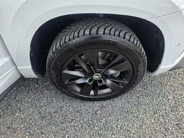 Škoda Karoq 2.0 TDI DSG Sport Line - foto 7