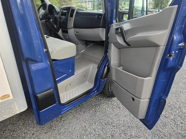 Volkswagen Crafter 2.5 TDI 100kw 6ti 8 Paleta - foto 19