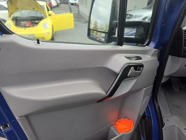 Volkswagen Crafter 2.5 TDI 100kw 6ti 8 Paleta - foto 29