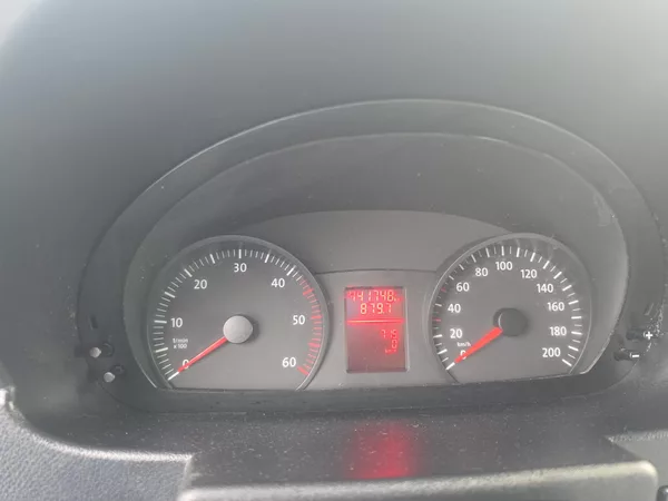 Volkswagen Crafter 2.5 TDI 100kw 6ti 8 Paleta - foto 32