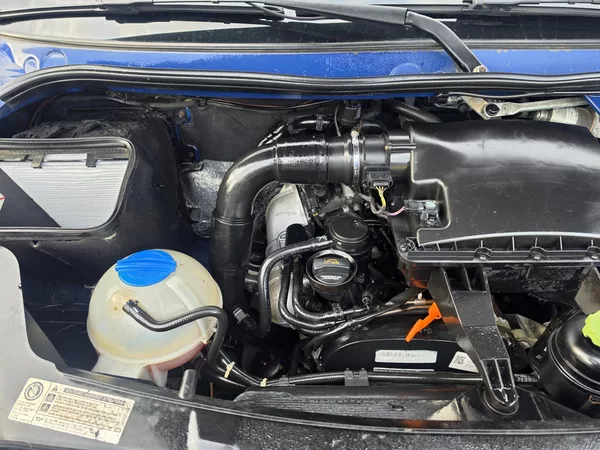 Volkswagen Crafter 2.5 TDI 100kw 6ti 8 Paleta - foto 35