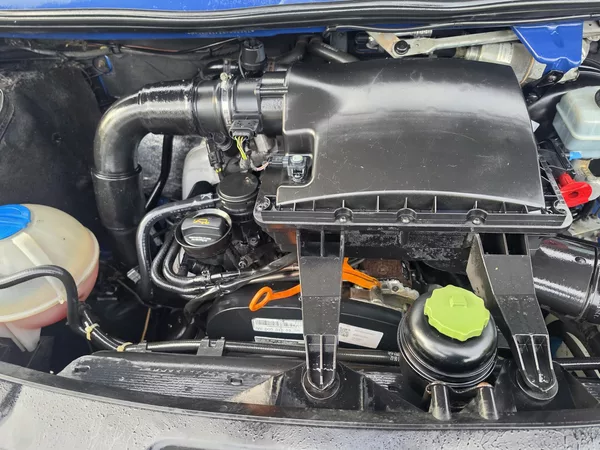 Volkswagen Crafter 2.5 TDI 100kw 6ti 8 Paleta - foto 37