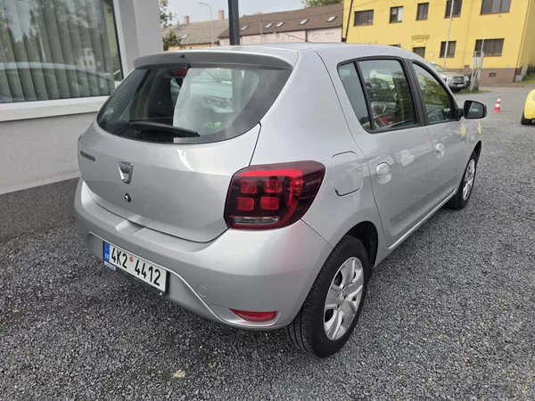 Dacia Sandero 1.1 Klimatizace - foto 4