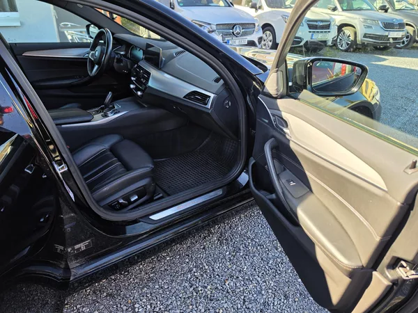 BMW Řada 5 520D TZ Sport Line Harman - foto 13