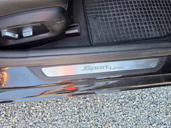 BMW Řada 5 520D TZ Sport Line Harman - foto 18