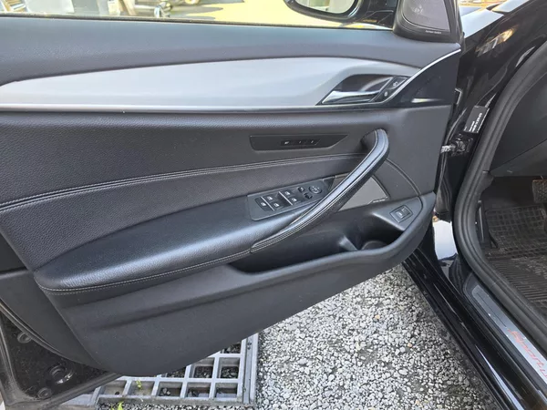 BMW Řada 5 520D TZ Sport Line Harman - foto 20