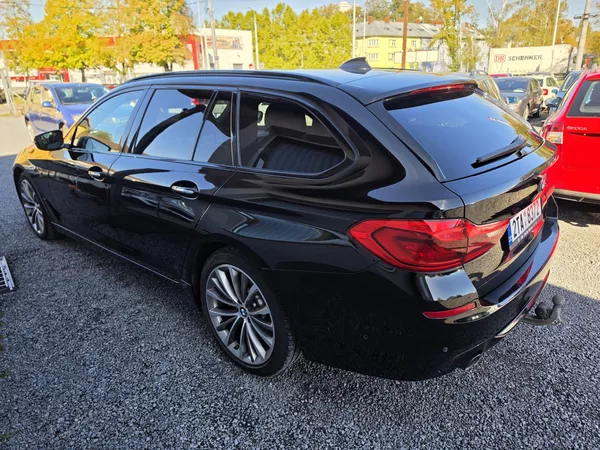 BMW Řada 5 520D TZ Sport Line Harman - foto 3