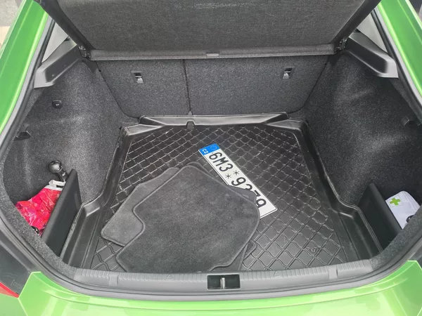 Škoda Rapid 1.2 TSI TZ - foto 5