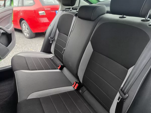 Škoda Rapid 1.2 TSI TZ - foto 9