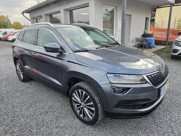 Škoda Karoq 1.5 TSI Navi Kamera TZ