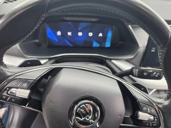 Škoda Octavia IIII.2.0 TDI 110KW Led TZ - foto 18