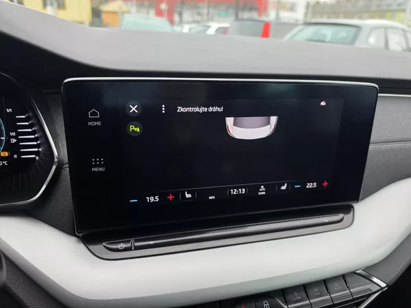 Škoda Octavia IIII.2.0 TDI 110KW Led TZ - foto 24