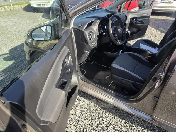 Toyota Yaris 1.5 VVti Y20 Kamera - foto 11