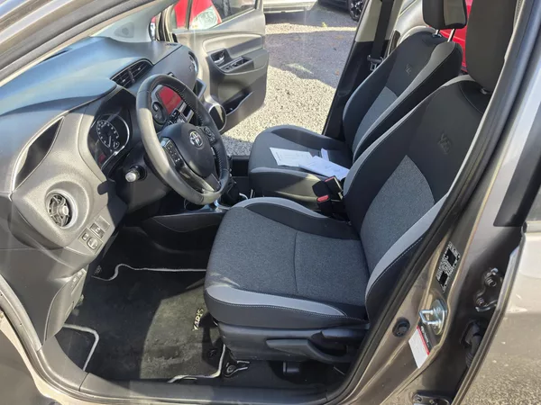 Toyota Yaris 1.5 VVti Y20 Kamera - foto 12