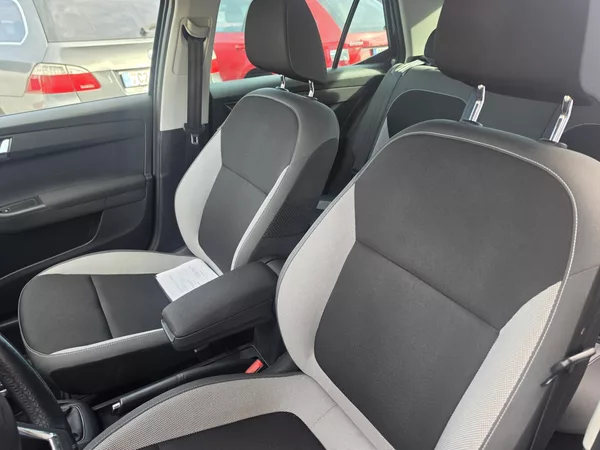 Škoda Fabia 1.2TSI Led 81kw - foto 13