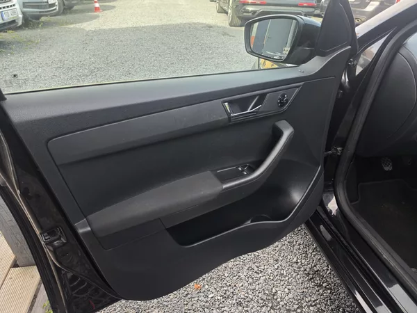 Škoda Fabia 1.2TSI Led 81kw - foto 5