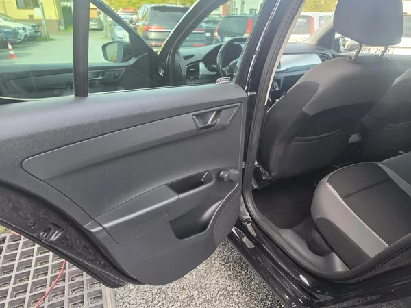 Škoda Fabia 1.2TSI Led 81kw - foto 7