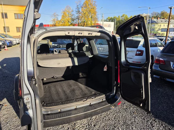 Dacia Logan 1.6 i 62kw Klimatizace - foto 5
