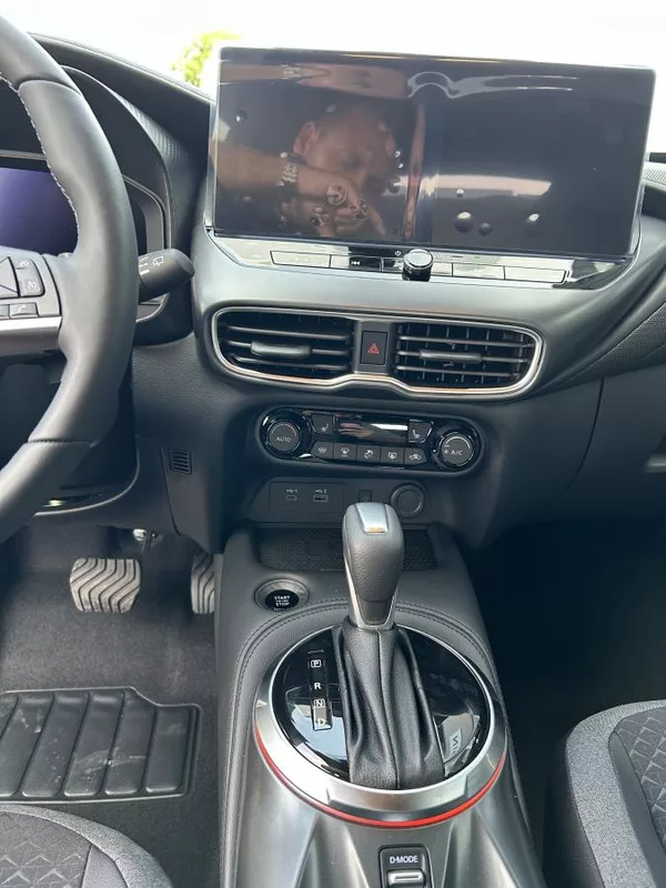 Nissan Juke 1.0 DIG-T 114 Autom N-CONNECTA - foto 6