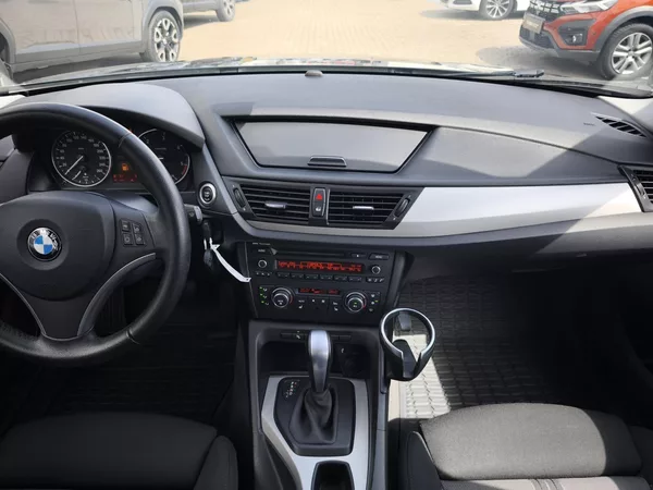 BMW X1 2011 ČR 2.0d 150kW 2.MAJITEL - foto 10