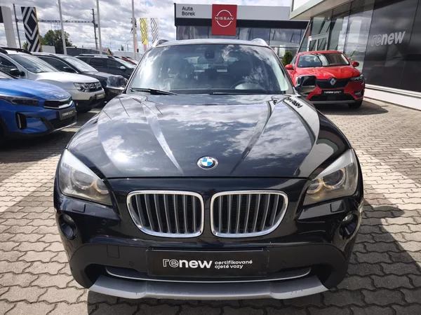 BMW X1 2011 ČR 2.0d 150kW 2.MAJITEL - foto 16