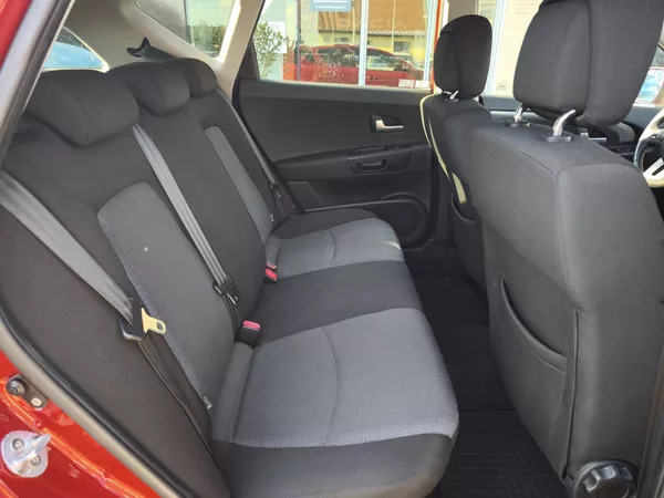 Kia Ceed 2011 ČR 1.6 CRDi 85kW - foto 16