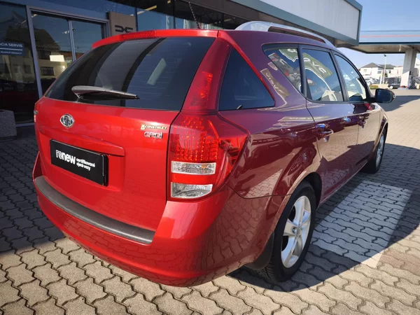 Kia Ceed 2011 ČR 1.6 CRDi 85kW - foto 5
