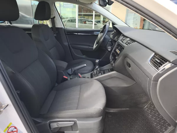 Škoda Octavia 2017 ČR 1.6 TDI 85kW STYLE - foto 16