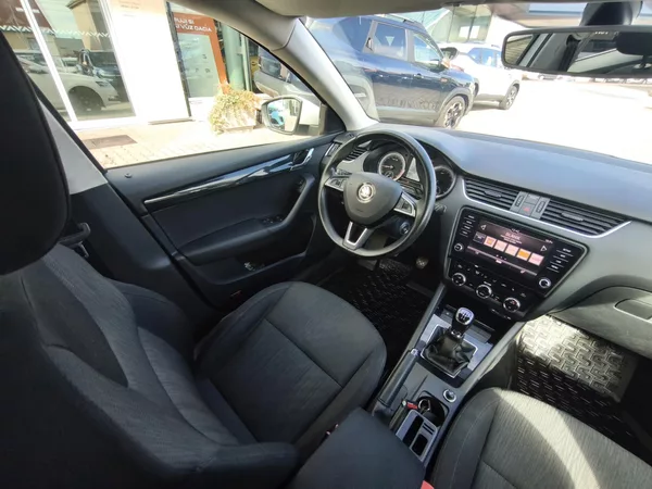 Škoda Octavia 2017 ČR 1.6 TDI 85kW STYLE - foto 7