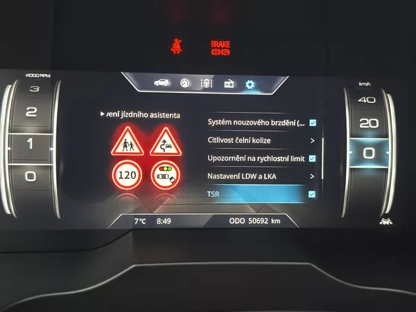 SsangYong Korando 2023 ČR 1.5 T-GDI 4x4 - foto 15