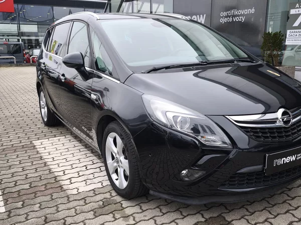 Opel Zafira 2012 ČR 1.4T 103kW - foto 17
