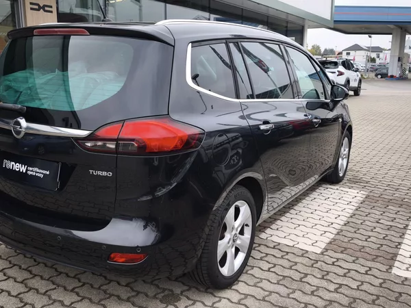 Opel Zafira 2012 ČR 1.4T 103kW - foto 24