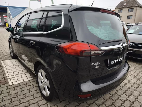 Opel Zafira 2012 ČR 1.4T 103kW - foto 4