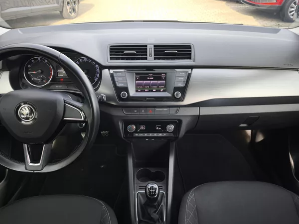 Škoda Fabia 2018 ČR 1.0 TSI 70kW Style - foto 10