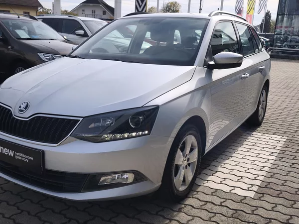 Škoda Fabia 2018 ČR 1.0 TSI 70kW Style - foto 21