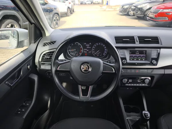 Škoda Fabia 2018 ČR 1.0 TSI 70kW Style - foto 6