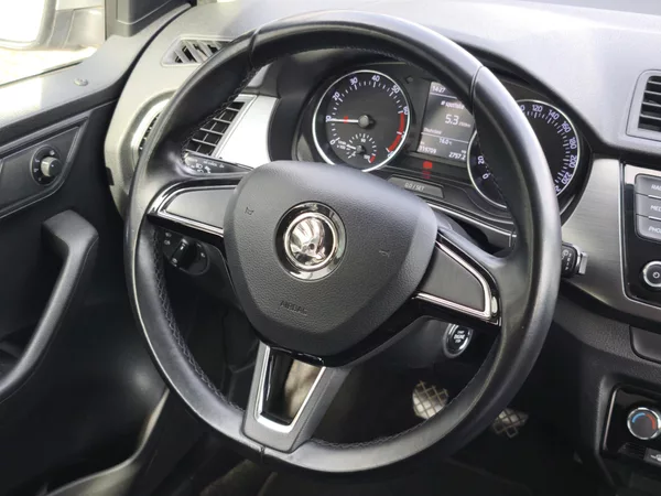 Škoda Fabia 2018 ČR 1.0 TSI 70kW Style - foto 8