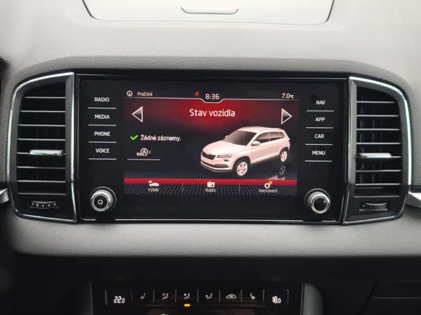 Škoda Karoq 2018 ČR 1.0TSI 85kW - foto 12