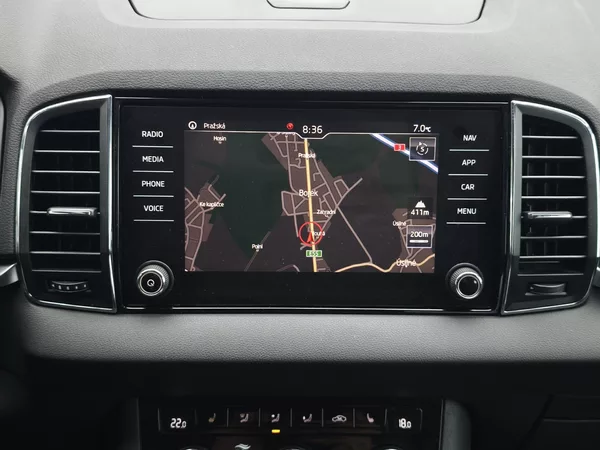 Škoda Karoq 2018 ČR 1.0TSI 85kW - foto 13