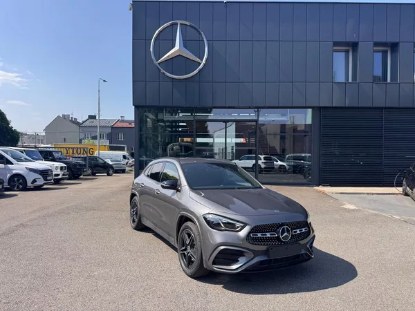 Mercedes-Benz GLA 200 d 4MATIC