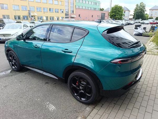 Alfa Romeo Tonale Veloce 1,5 Turbo Ibrida 175k - foto 10