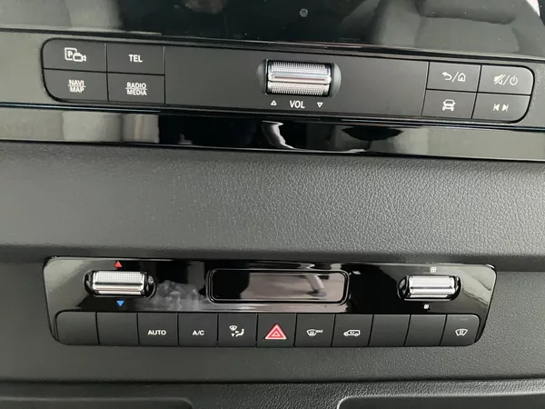 Hymer Grand Canyon S 4x4 střecha - foto 10