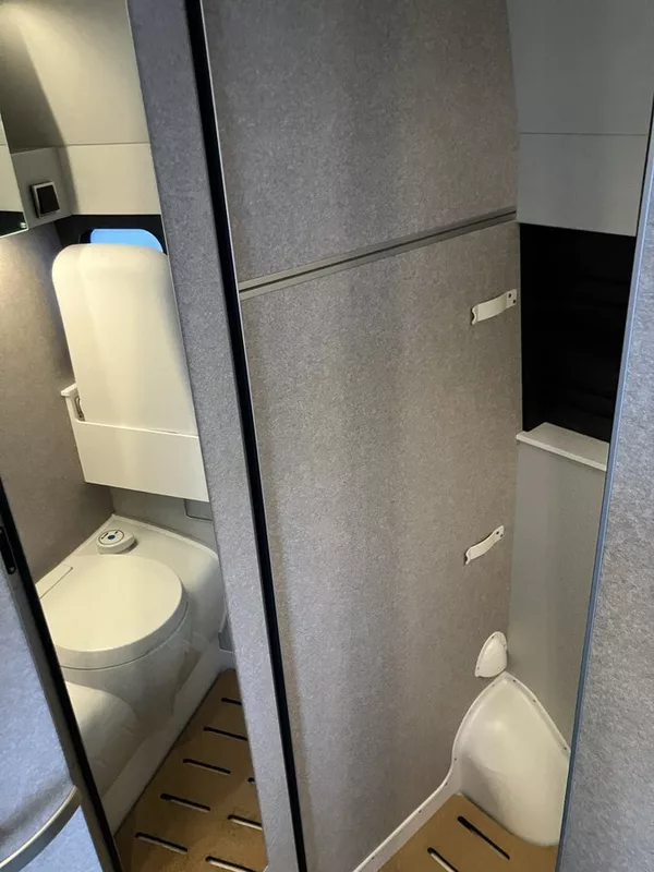 Hymer Grand Canyon S 4x4 střecha - foto 16