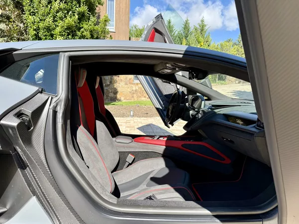 Lamborghini Revuelto - foto 23