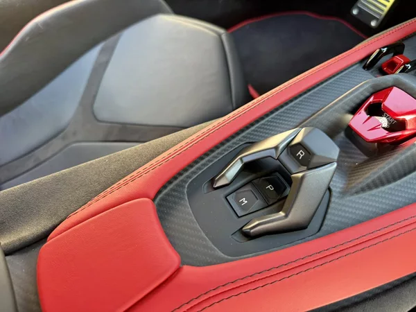 Lamborghini Revuelto - foto 43