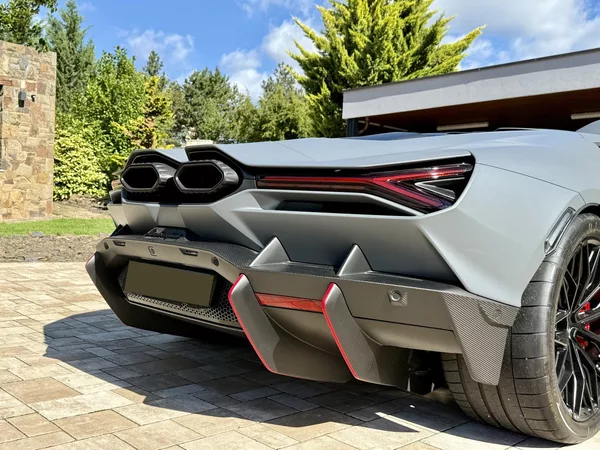 Lamborghini Revuelto - foto 52